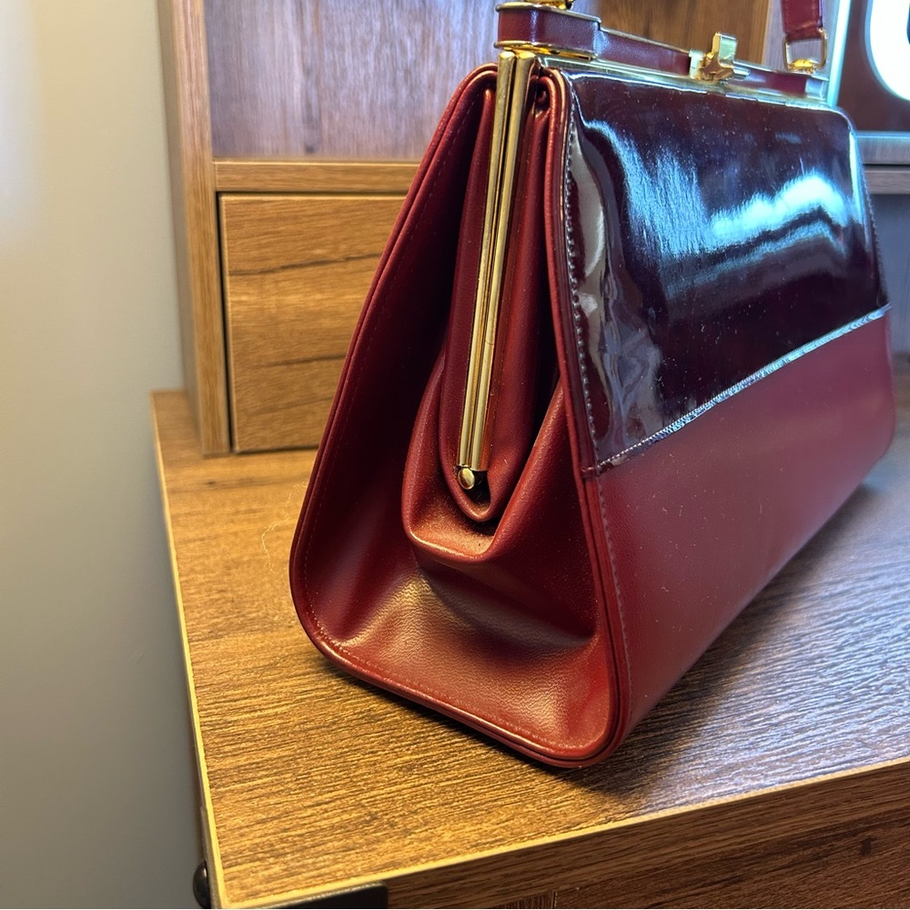 Vintage purse An Air Step handbag style pocketbook Burgundy clasp 1960-65 - Picture 3 of 17